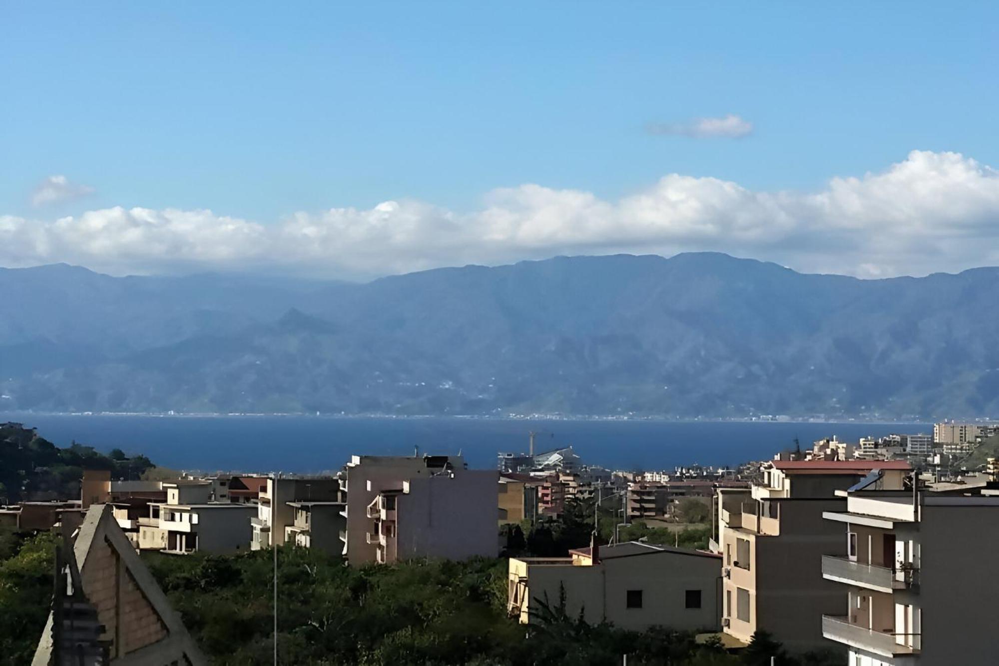 Romantico Monolocale Veranda Privata Vista Mare Reggio di Calabria Buitenkant foto